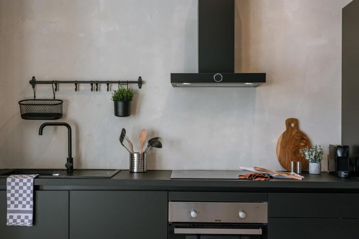 Huswell - Industrial Apartment With Terrace In Antwerpen Exterior foto