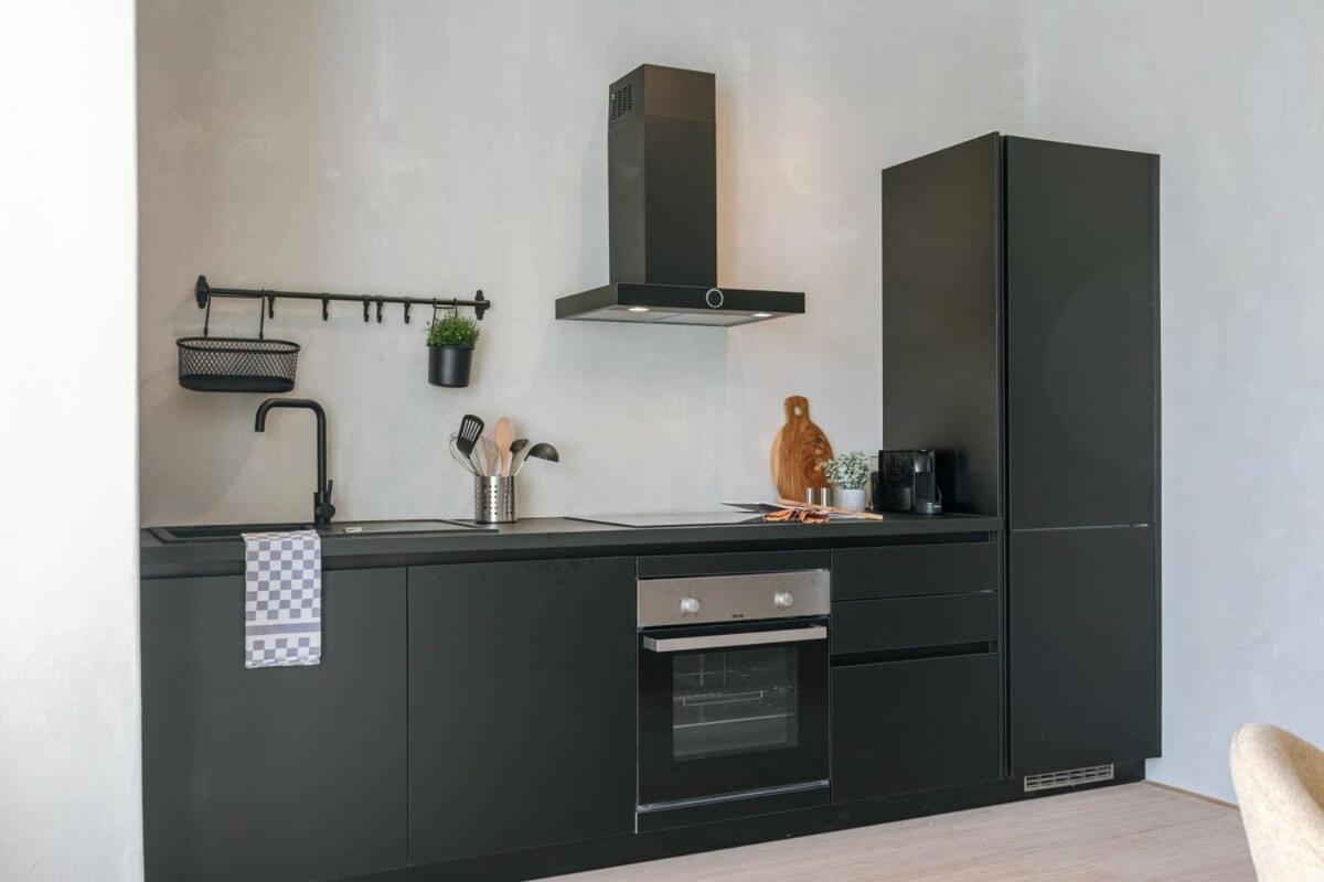 Huswell - Industrial Apartment With Terrace In Antwerpen Exterior foto