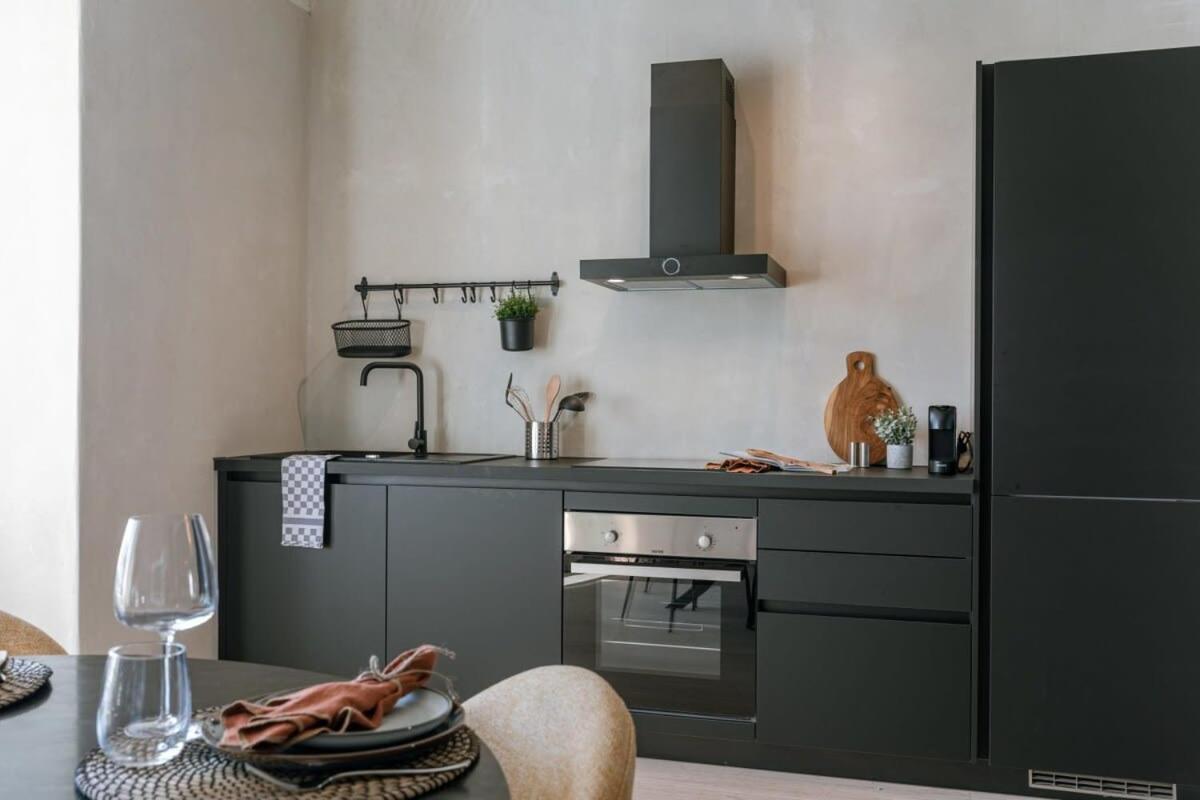 Huswell - Industrial Apartment With Terrace In Antwerpen Exterior foto